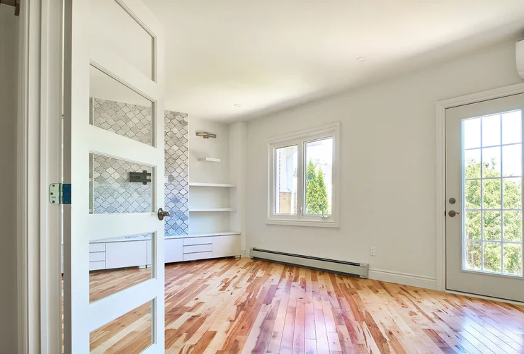 Bright Transitional Apartment Renovation