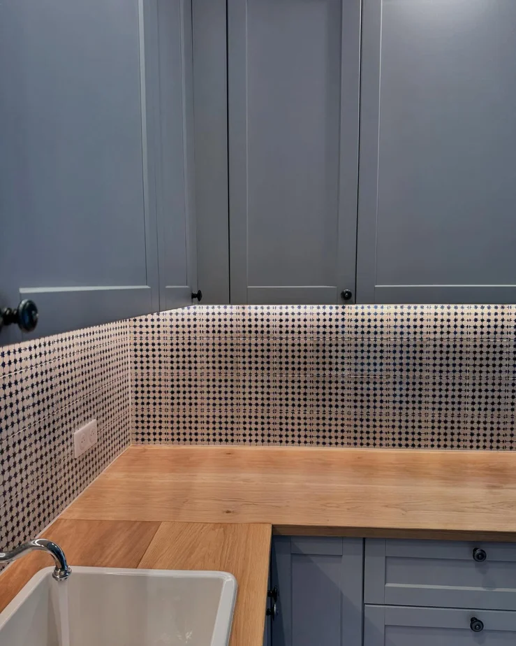 Classic Light Kitchen Renovation with Terracotta Flooring