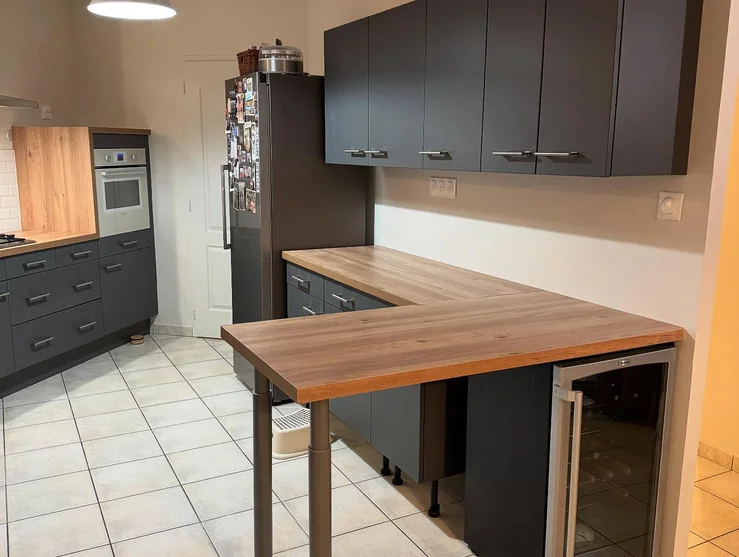 Modern Charcoal & Wood Kitchen Renovation