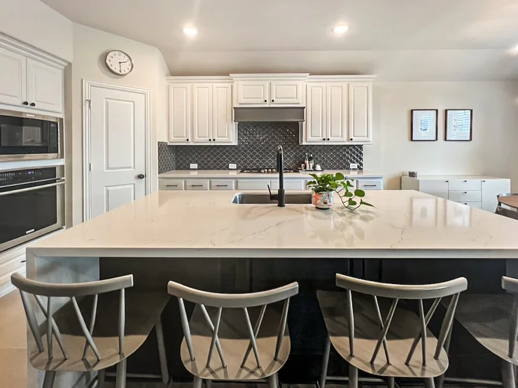 Light & Modern Kitchen Renovation